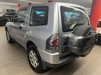 Mitsubishi Pajero 3.2 DI-D 16V aut. 5p. Instyle DPF (5)