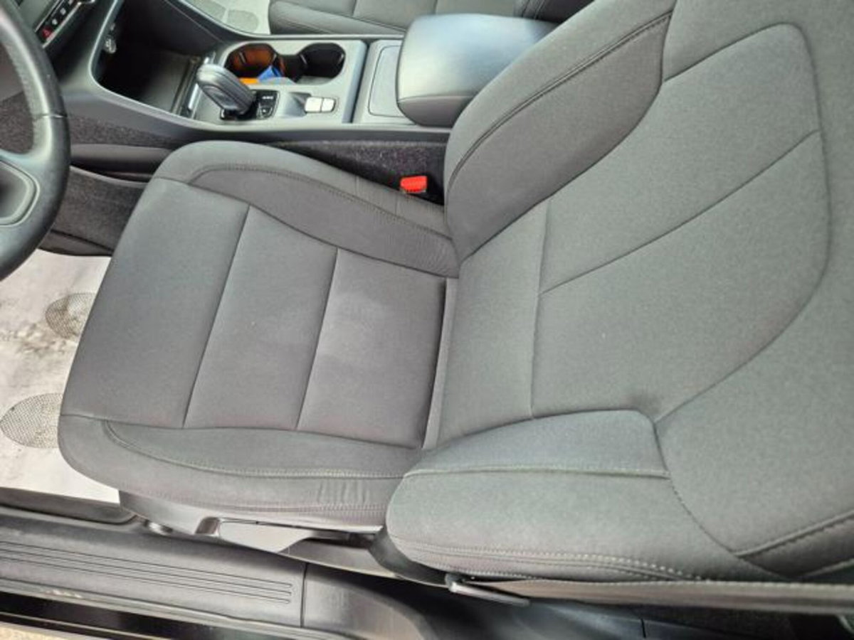 Volvo XC40 T2 Geartronic Momentum (11)