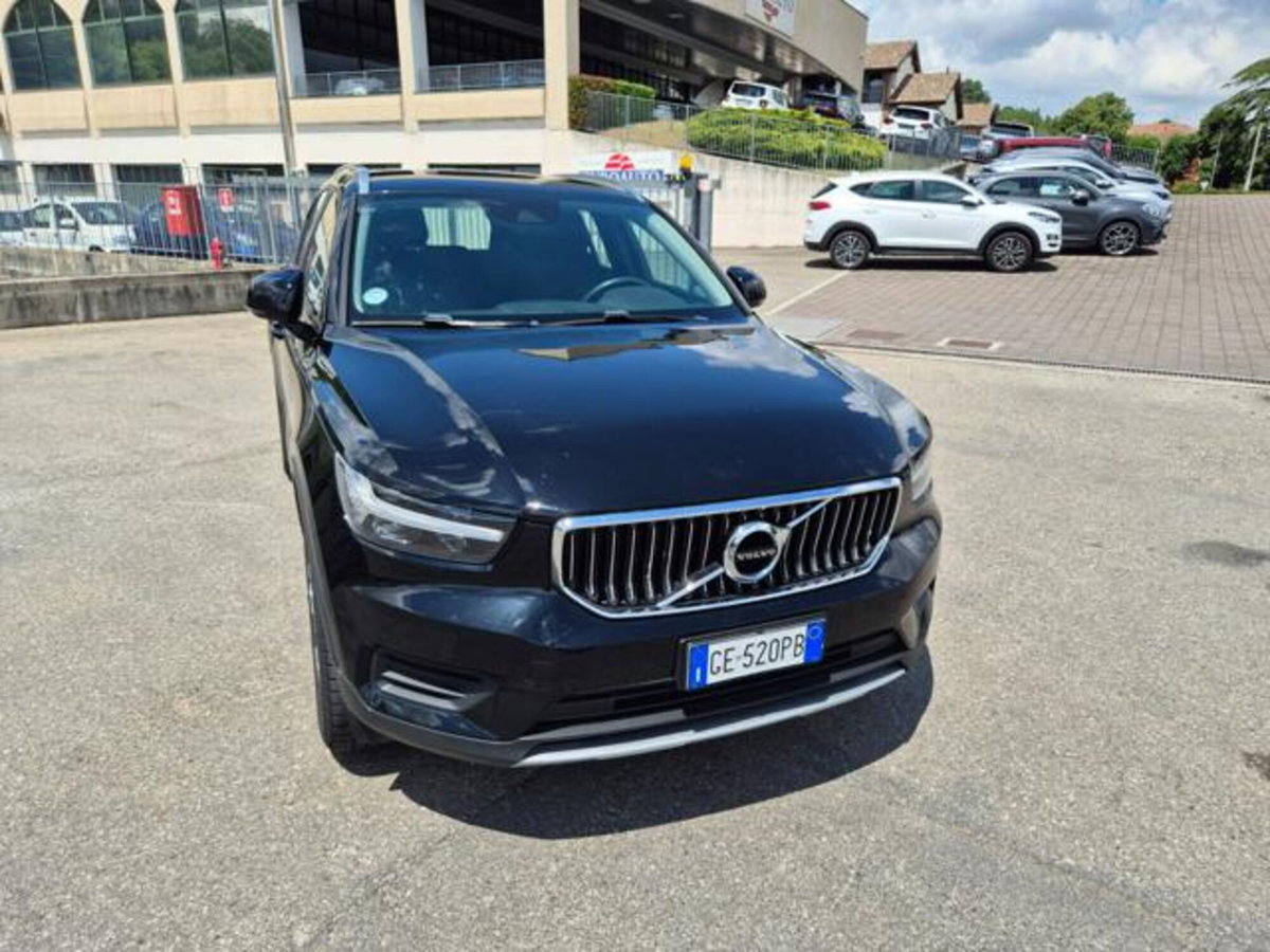 Volvo XC40 T2 Geartronic Momentum (4)