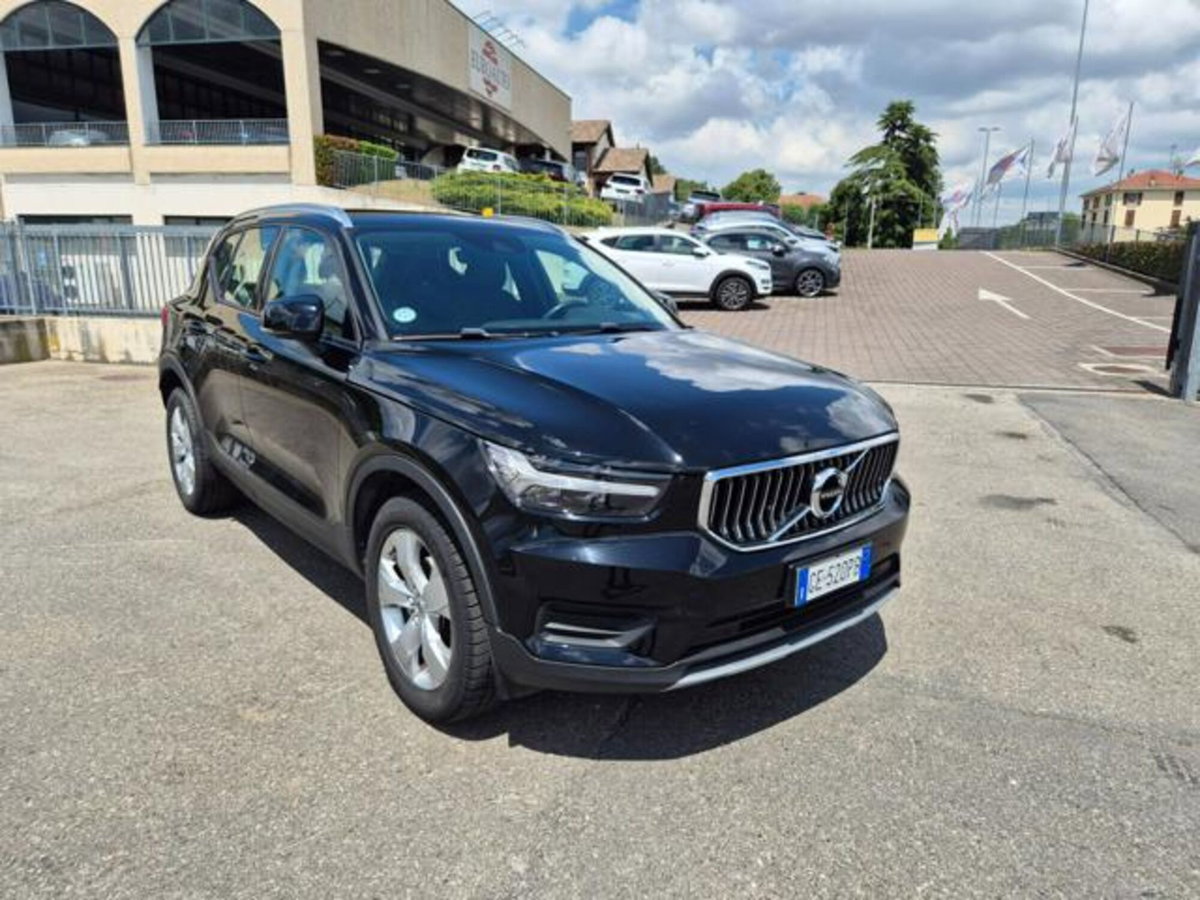 Volvo XC40 T2 Geartronic Momentum (5)