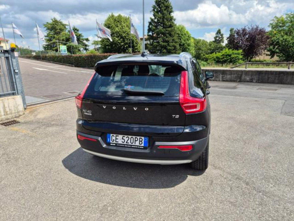Volvo XC40 T2 Geartronic Momentum (8)