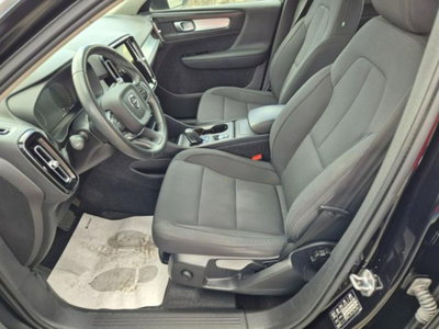 Volvo XC40 T2 Geartronic Momentum (9)