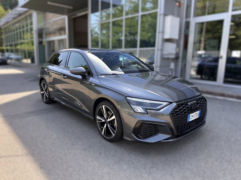 Audi A3 Sportback 35 TDI S tronic S line edition