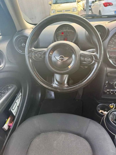 MINI Mini Countryman 1.6 Cooper D Countryman (13)