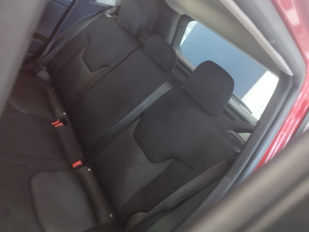 Jeep Renegade 1.6 Mjt 130 CV Longitude (6)