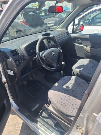 Opel Agila 1.2 16V 'Njoy (5)