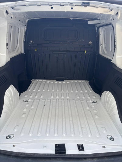 Citroen Berlingo Multispace BlueHDi 120 S&S Feel (5)