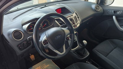 Ford Fiesta 1.4 5 porte Bz.- GPL Titanium (13)