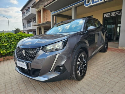 Peugeot 2008 PureTech 130 S&S EAT8 Allure Navi Pack (3)