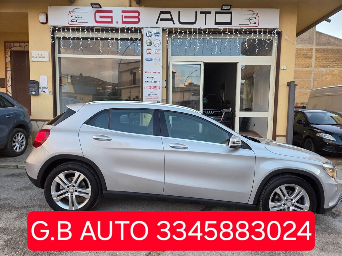 Mercedes-Benz GLA SUV 200 CDI Premium