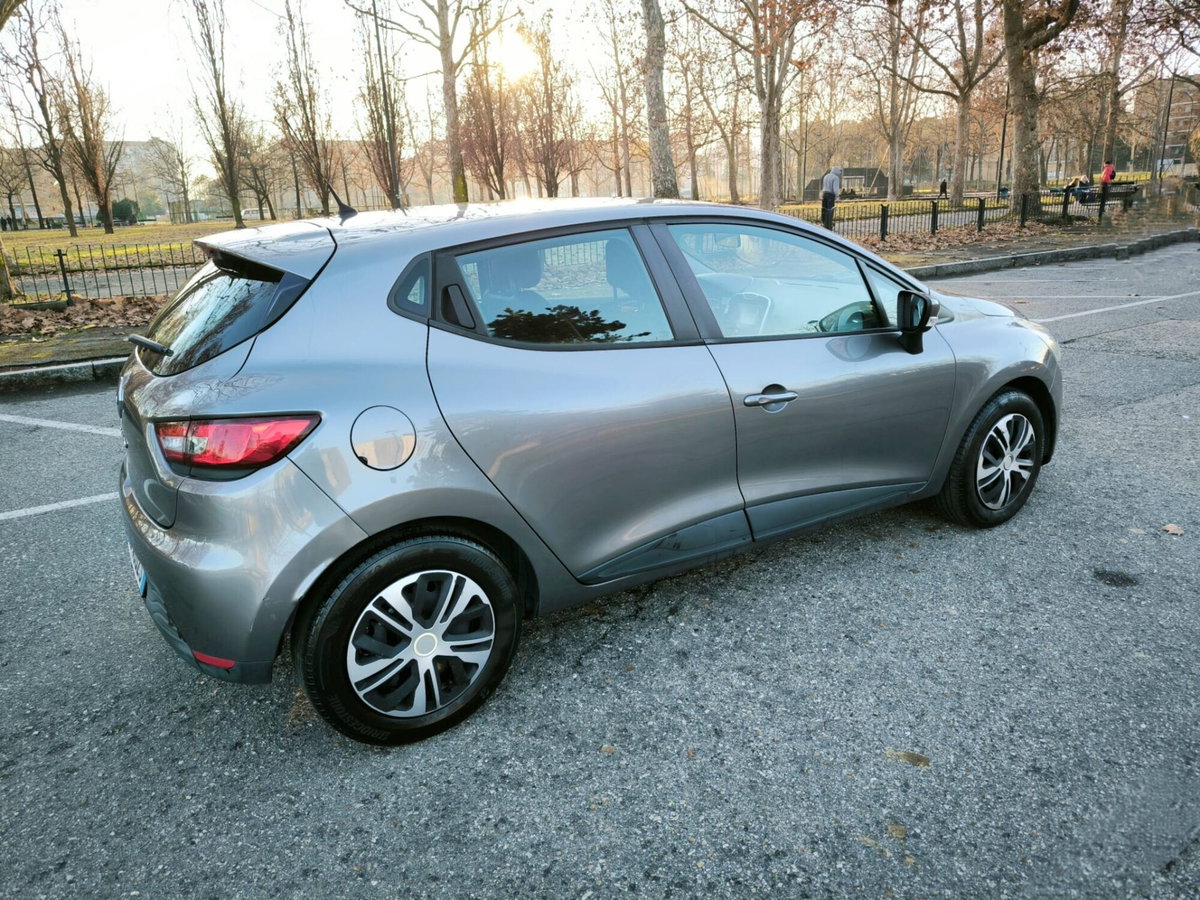 Renault Clio 1.2 75CV GPL 5 porte Live (2)