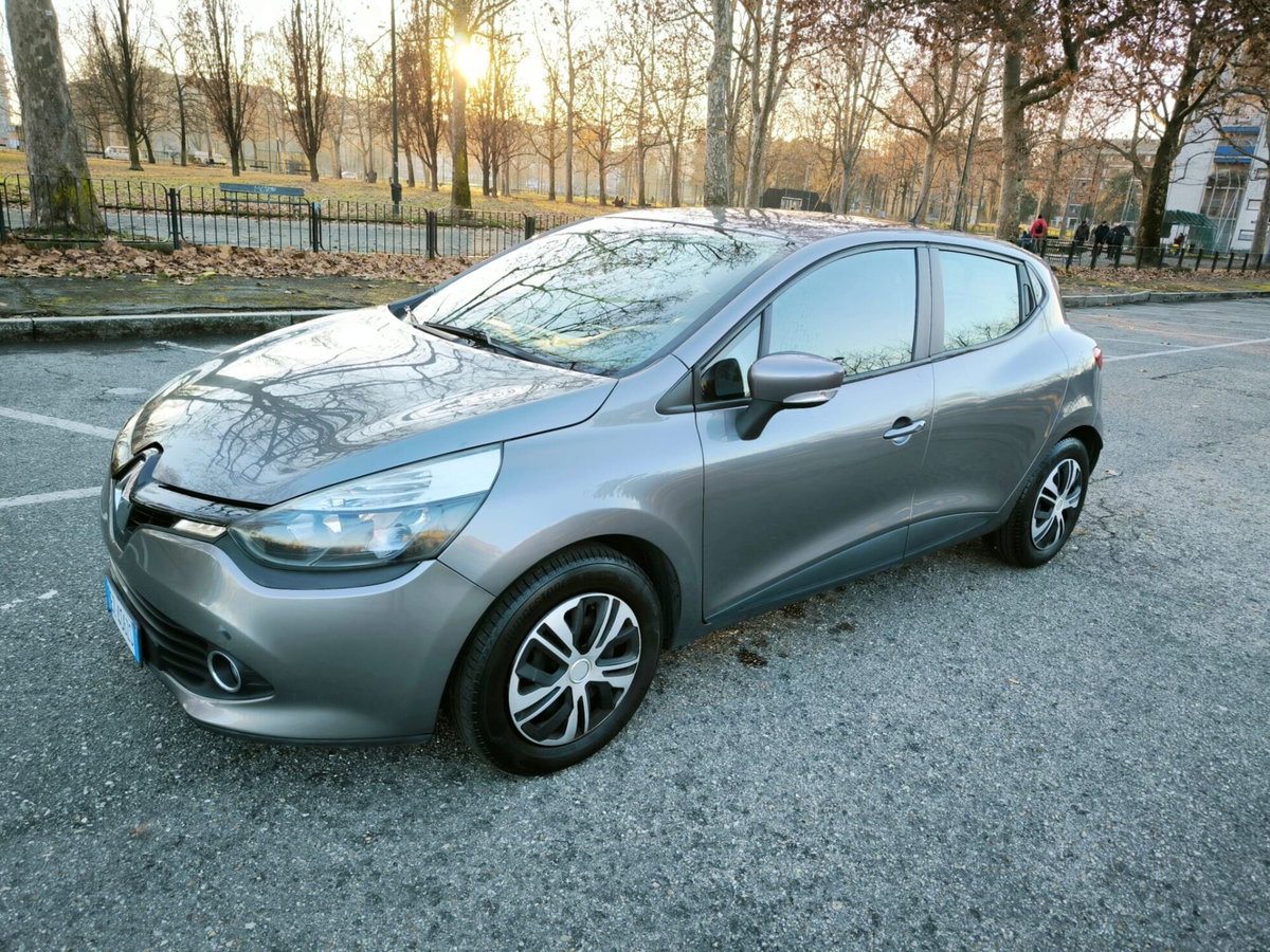 Renault Clio 1.2 75CV GPL 5 porte Live (3)
