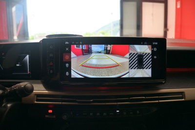 Lancia Ypsilon 1.2 mhev Edizione Cassina e-dct (17)