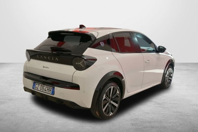 Lancia Ypsilon 1.2 mhev Edizione Cassina e-dct (9)