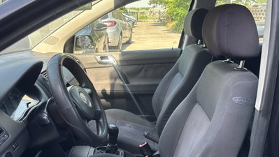 Volkswagen Polo 1.4/80CV TDI 5p. Sportline (6)