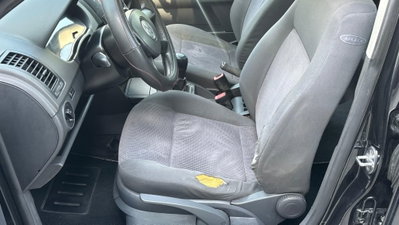 Volkswagen Polo 1.4/80CV TDI 5p. Sportline (8)