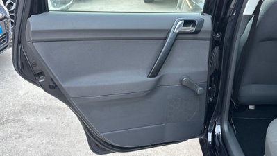 Volkswagen Polo 1.4/80CV TDI 5p. Sportline (9)