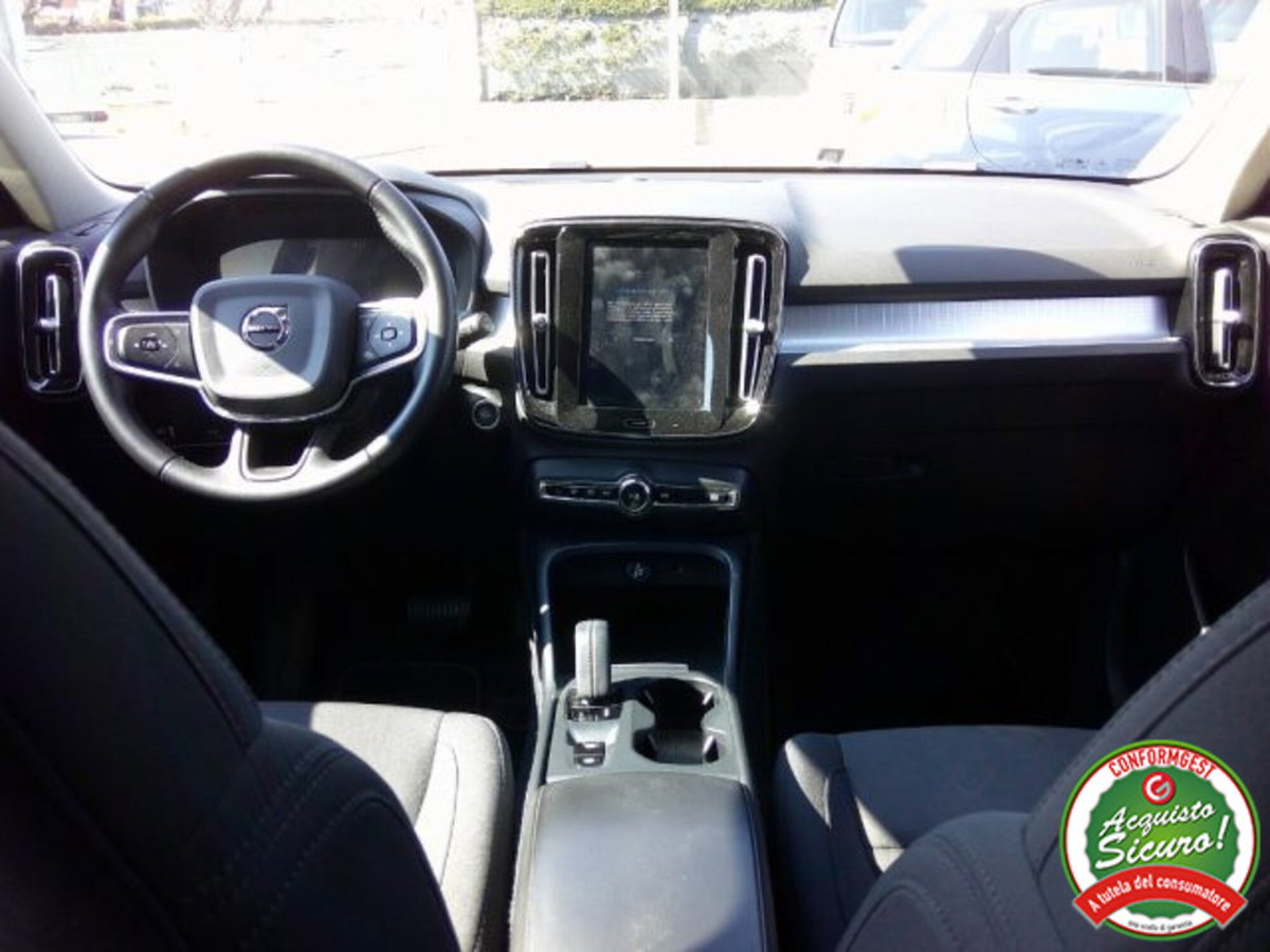 Volvo XC40 T2 Geartronic Momentum (15)