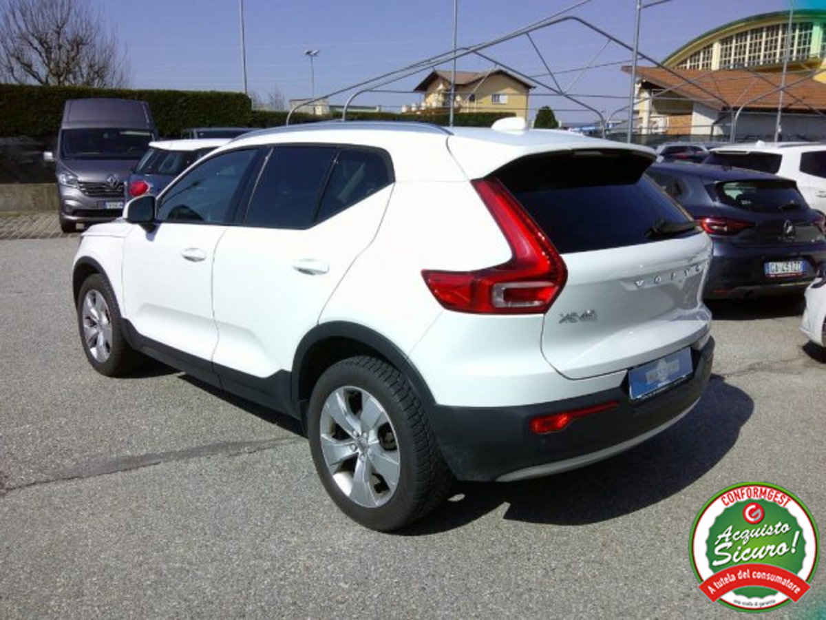 Volvo XC40 T2 Geartronic Momentum (3)