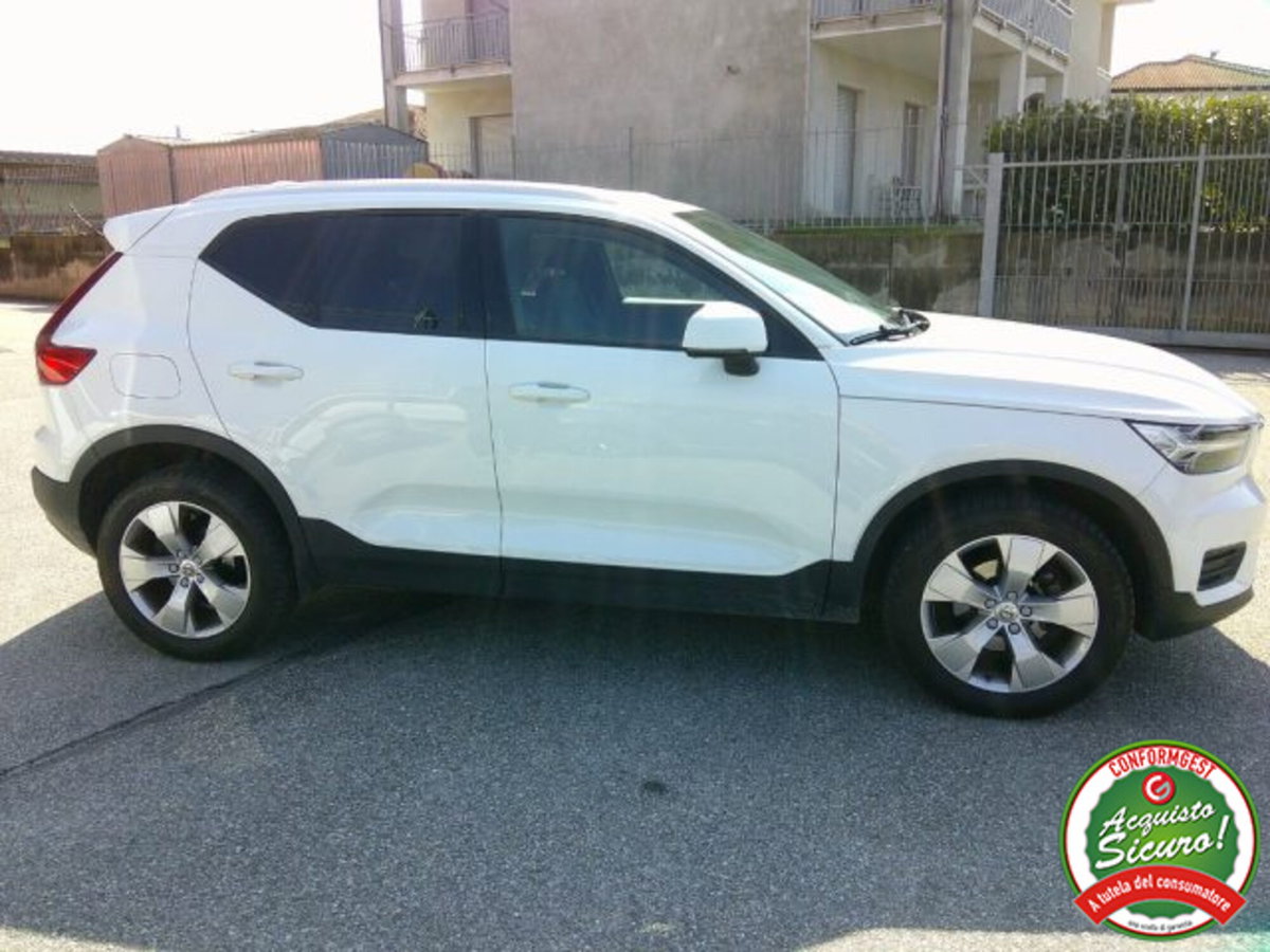 Volvo XC40 T2 Geartronic Momentum (6)
