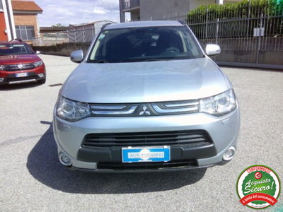 Mitsubishi Outlander 2.2 DI-D 4WD Instyle Plus SDA 7 posti (7)