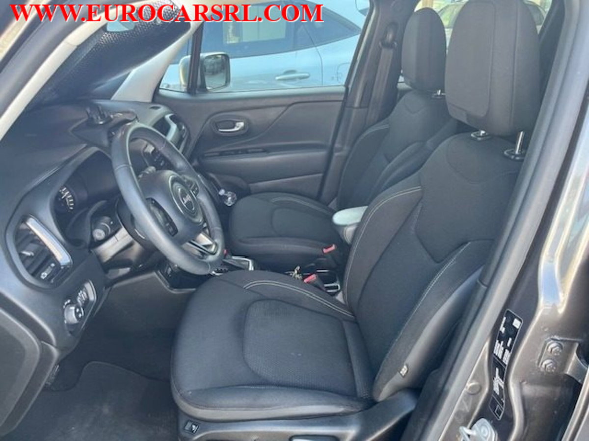 Jeep Renegade 1.3 T4 190CV PHEV 4xe AT6 Limited (13)