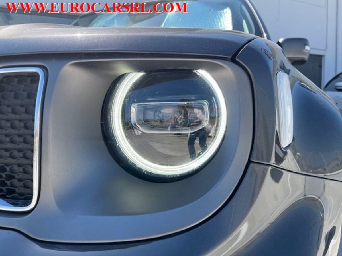 Jeep Renegade 1.3 T4 190CV PHEV 4xe AT6 Limited (4)