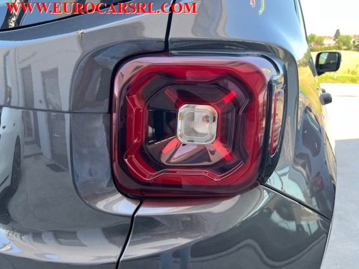 Jeep Renegade 1.3 T4 190CV PHEV 4xe AT6 Limited (9)