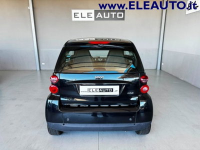 smart Fortwo 1000 52 kW MHD coupé passion (5)