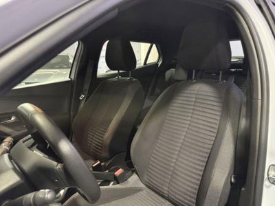 Peugeot 2008 PureTech 100 S&S Active (10)
