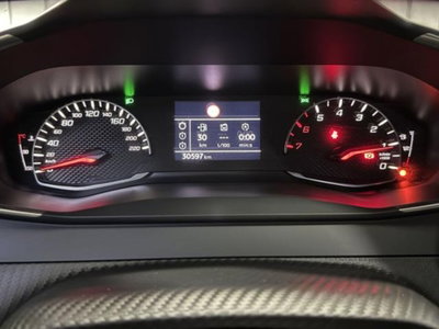Peugeot 2008 PureTech 100 S&S Active (15)