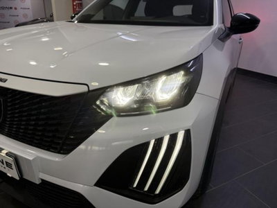 Peugeot 2008 PureTech 100 S&S Active (3)