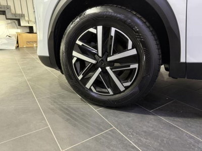Peugeot 2008 PureTech 100 S&S Active (4)