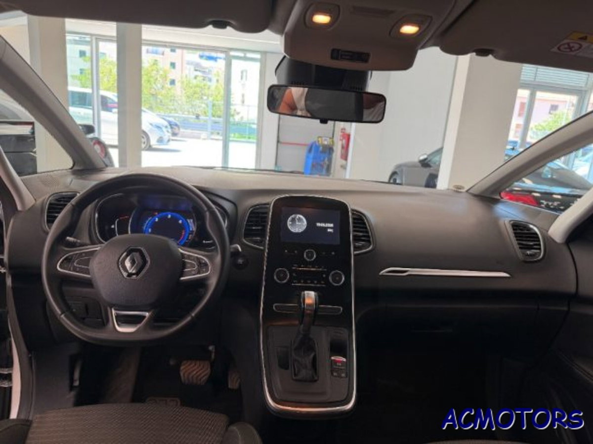 Renault Scenic E-Tech Electric 1.9 dCi Confort Dynamique (10)