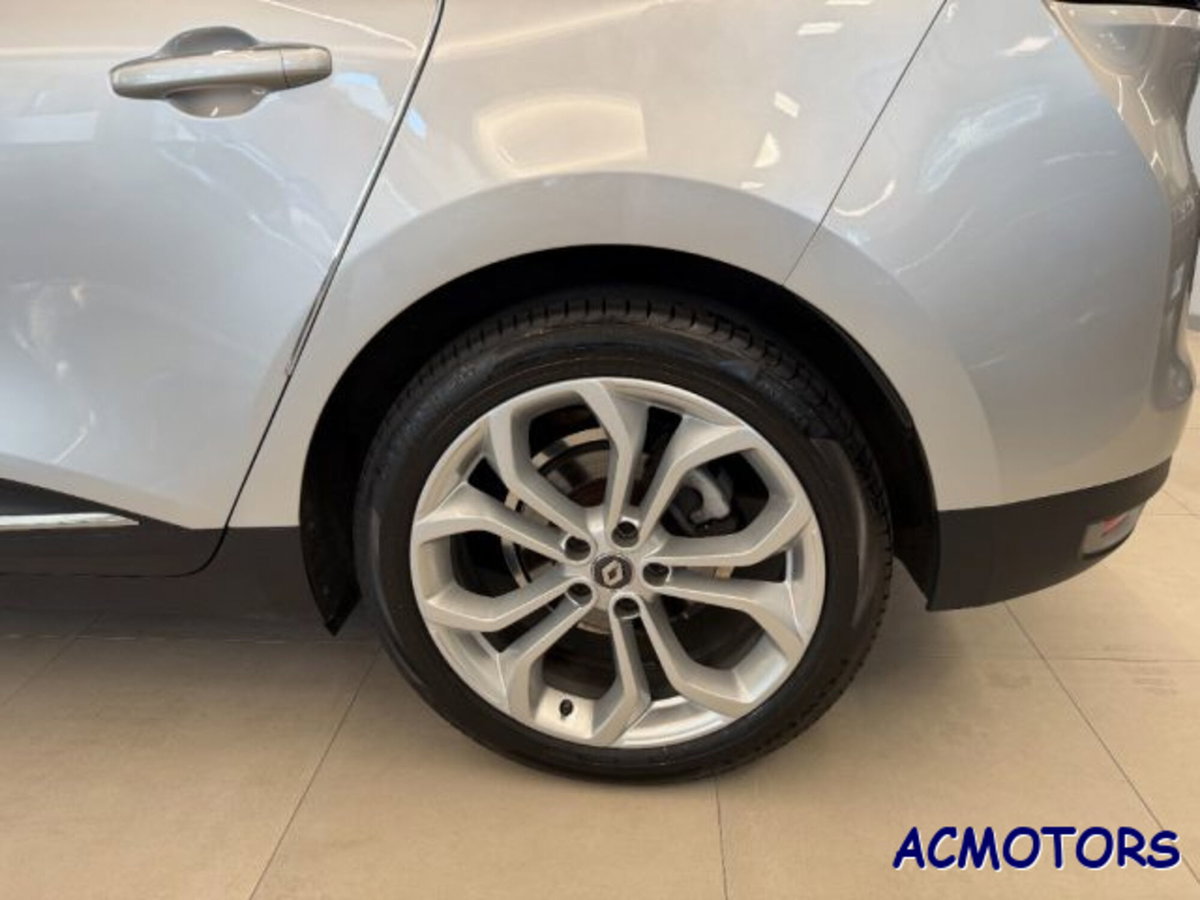 Renault Scenic E-Tech Electric 1.9 dCi Confort Dynamique (12)
