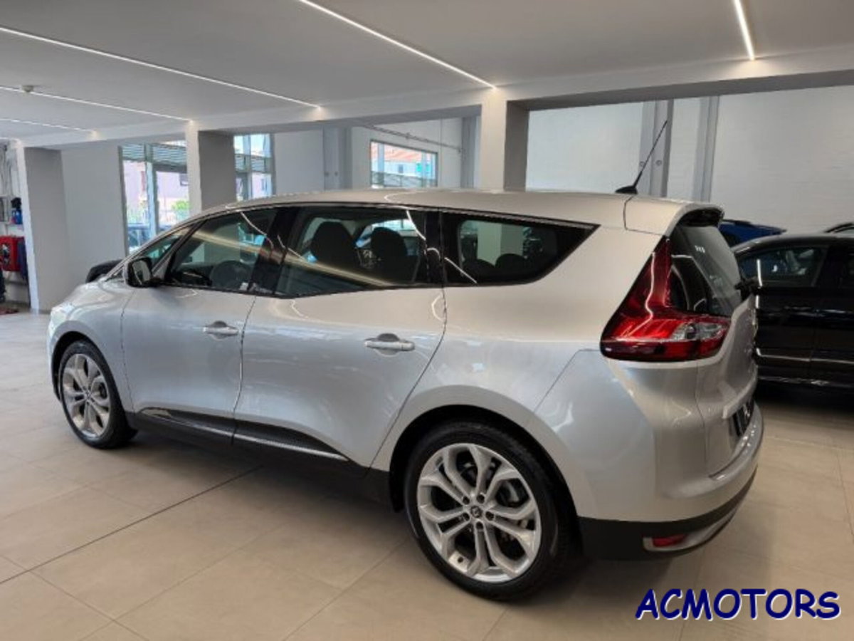 Renault Scenic E-Tech Electric 1.9 dCi Confort Dynamique (3)