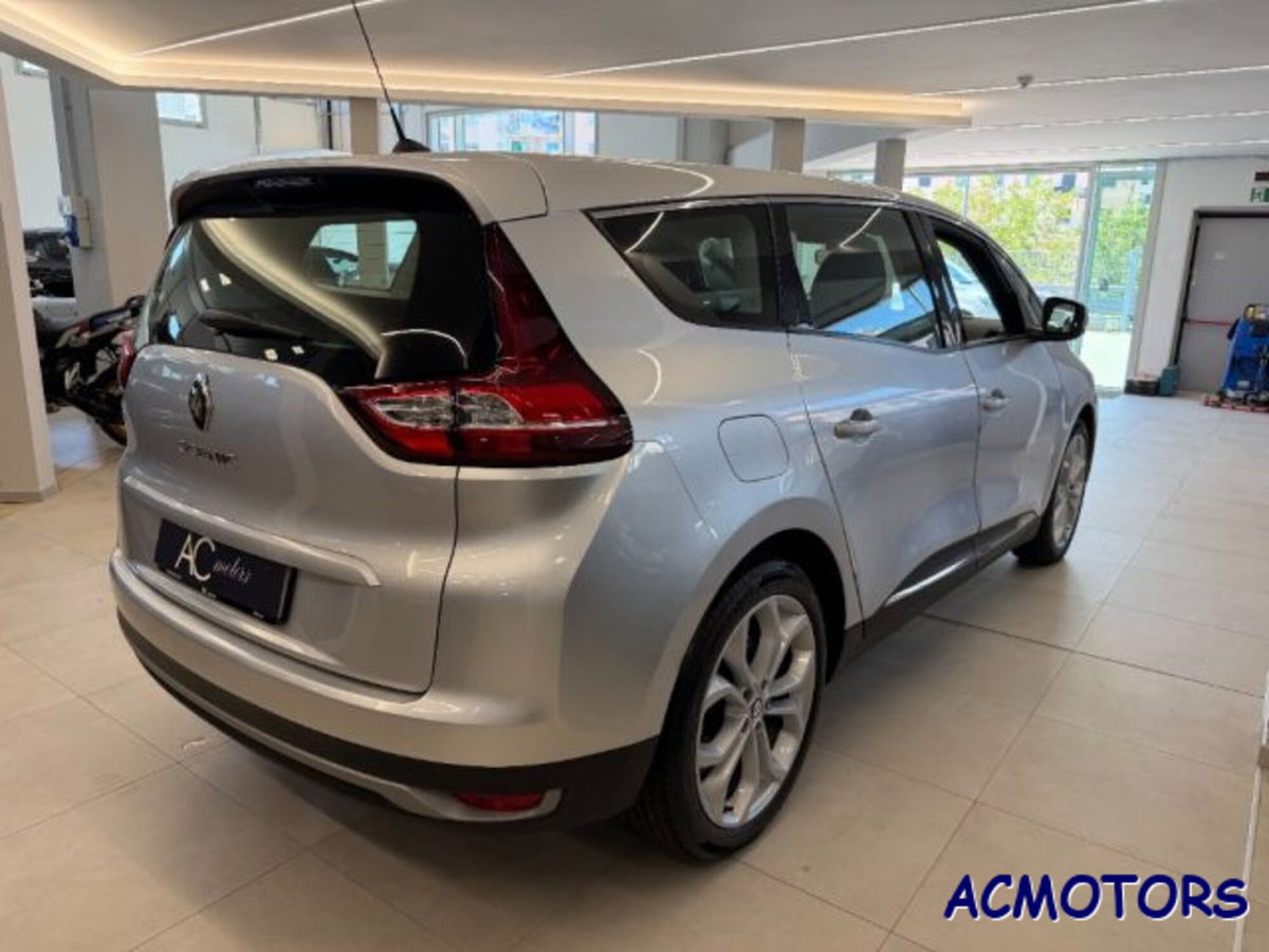 Renault Scenic E-Tech Electric 1.9 dCi Confort Dynamique (5)