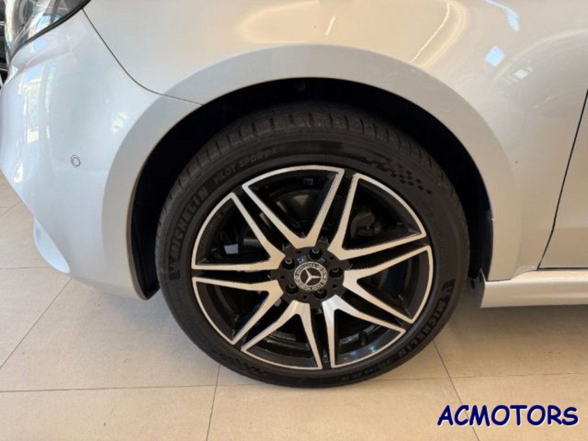 Mercedes-Benz Classe V 250 d Automatic 4Matic Premium Business Compact (20)