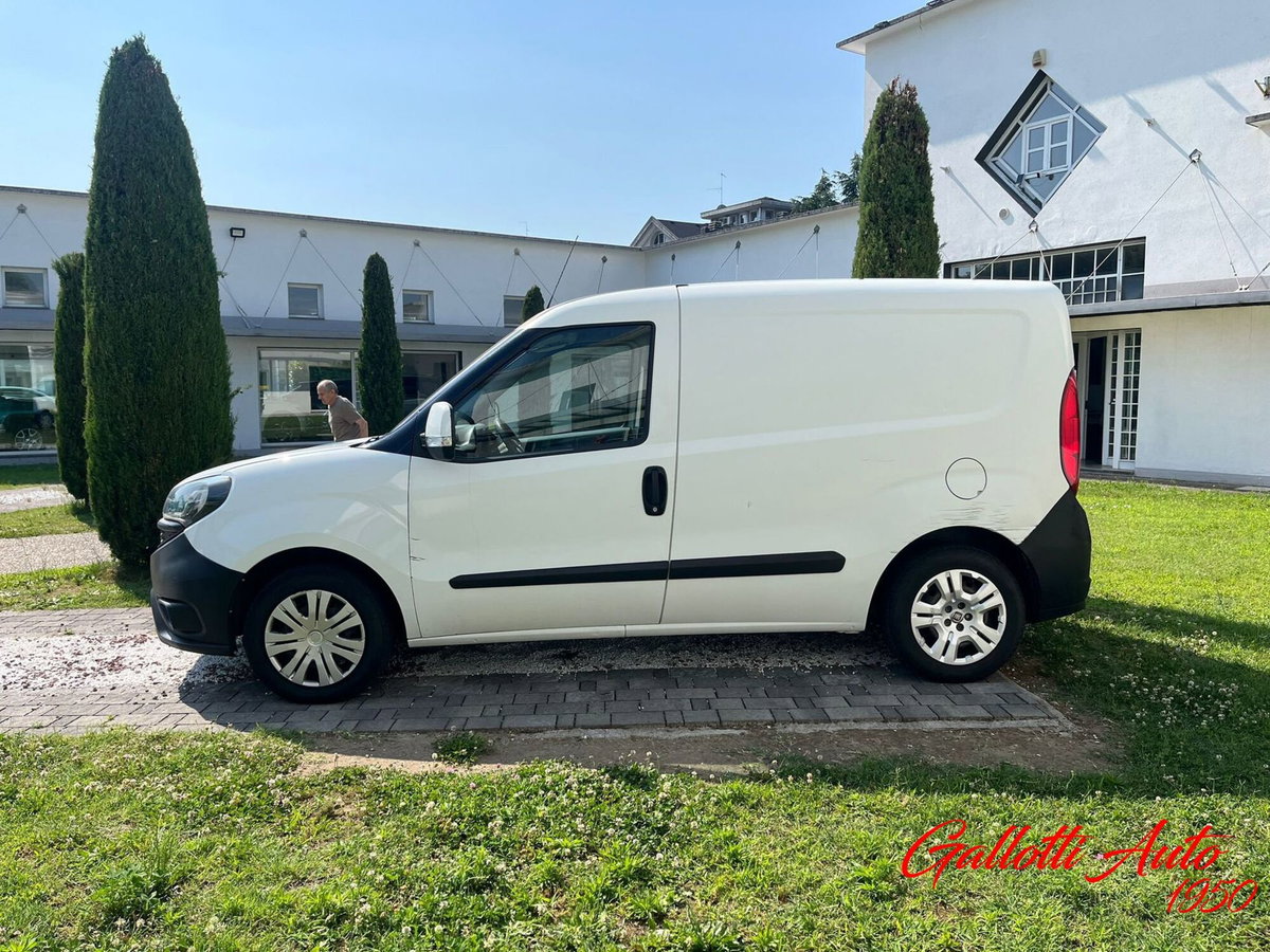 Fiat Doblò Furgone cargo 1.3 mjt 95cv CH1 15q Easy S&S (3)
