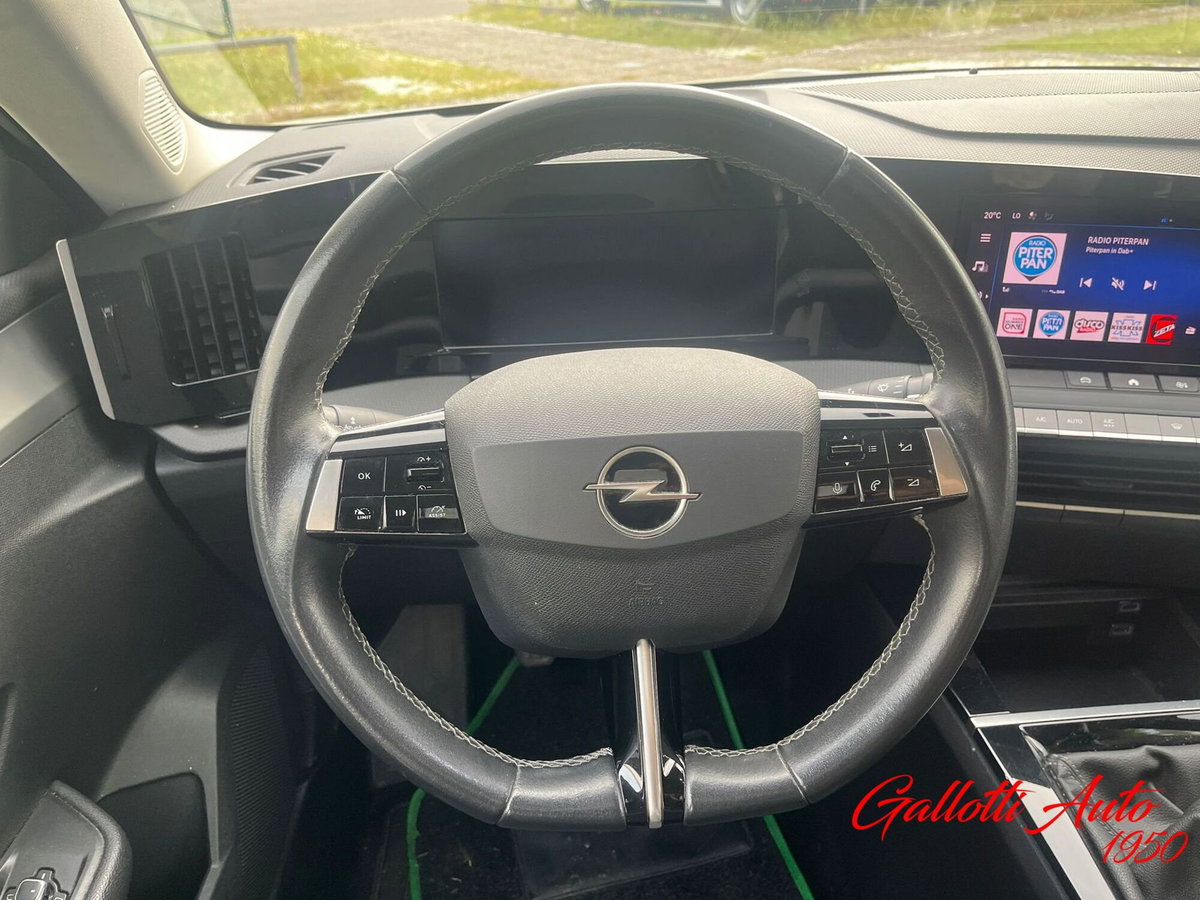 Opel Astra 1.2 Turbo 110 CV Elegance (10)