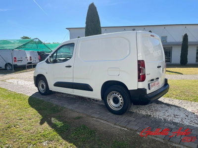 Opel Combo Furgone Cargo 1.5 Diesel 100CV S&S PL-DC 850kg Essentia (2)