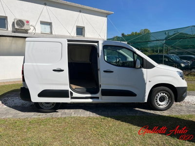 Opel Combo Furgone Cargo 1.5 Diesel 100CV S&S PL-DC 850kg Essentia (7)