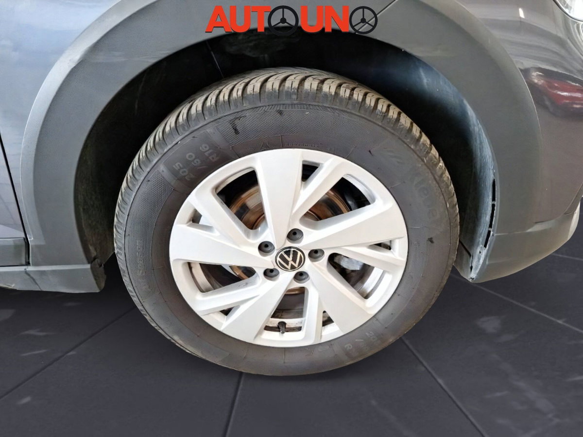 Volkswagen Taigo 1.0 TSI 110 CV DSG Life (12)