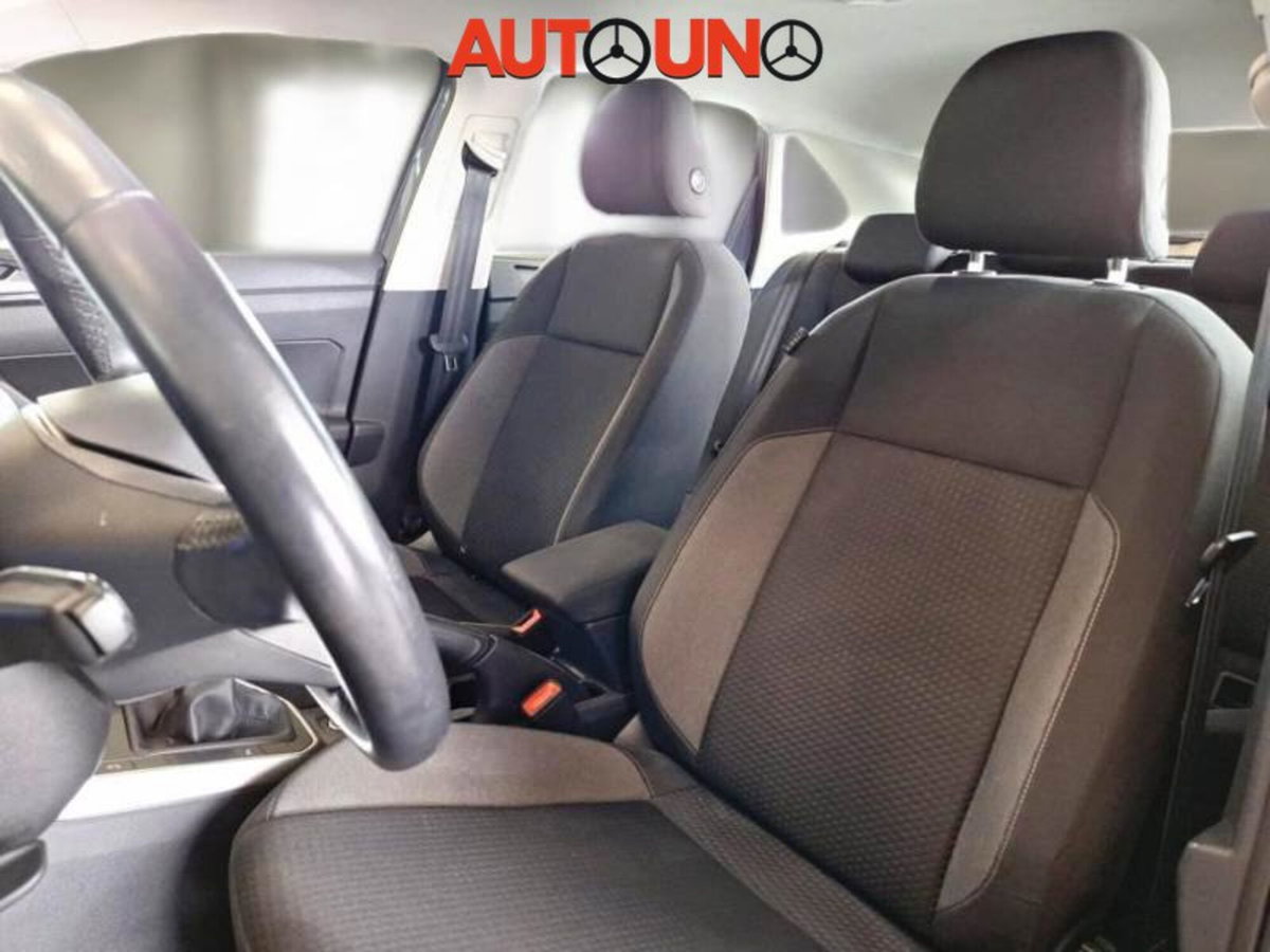 Volkswagen Taigo 1.0 TSI 110 CV DSG Life (9)