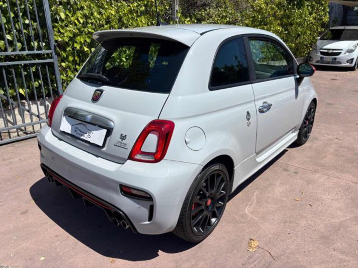 Abarth 595 595 1.4 Turbo T-Jet 160 CV Pista (4)