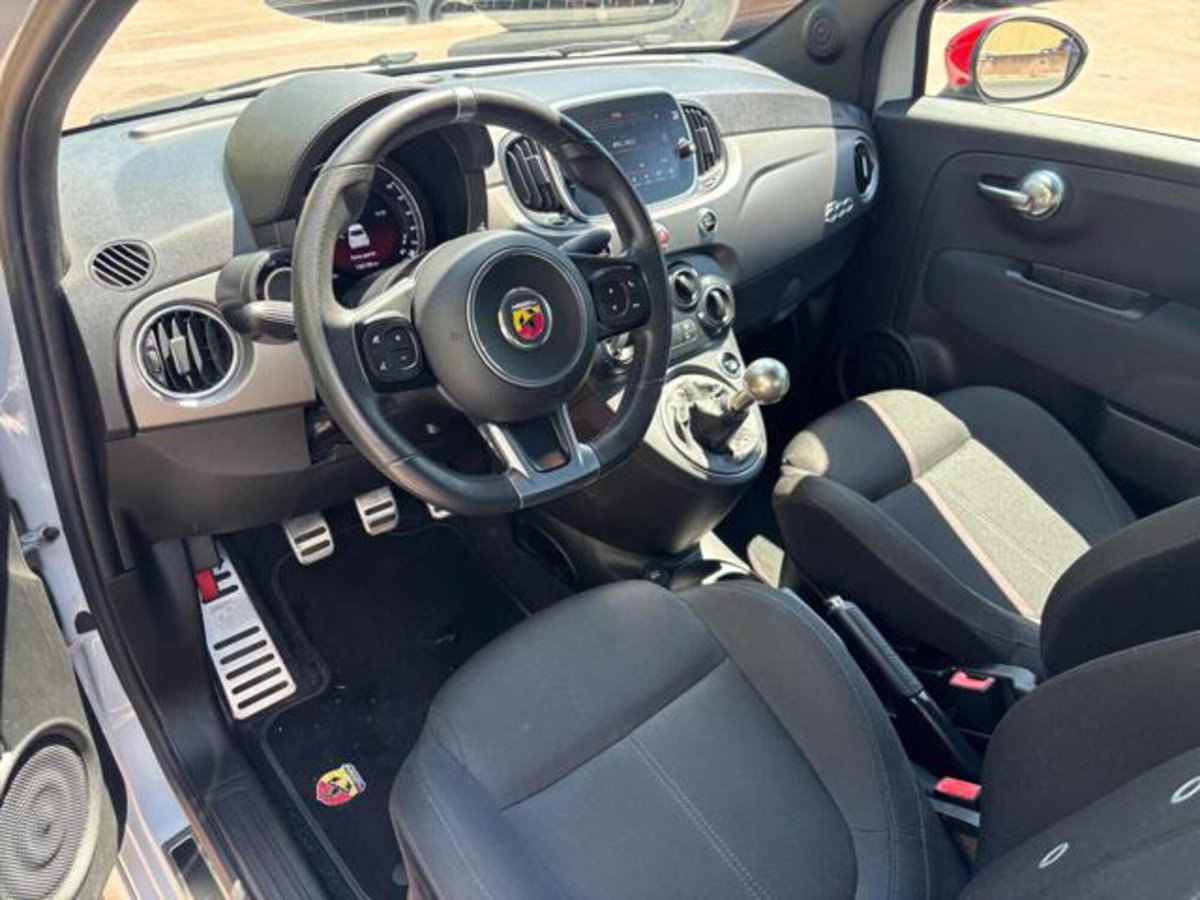 Abarth 595 595 1.4 Turbo T-Jet 160 CV Pista (7)