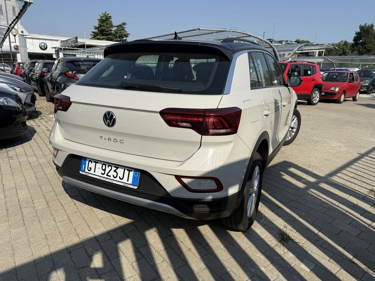 Volkswagen T-Roc 1.0 tsi Life 115cv (5)