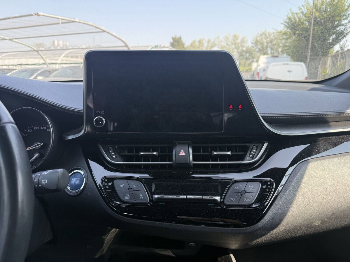 Toyota Toyota C-HR 2.0 Hybrid E-CVT Lounge (12)