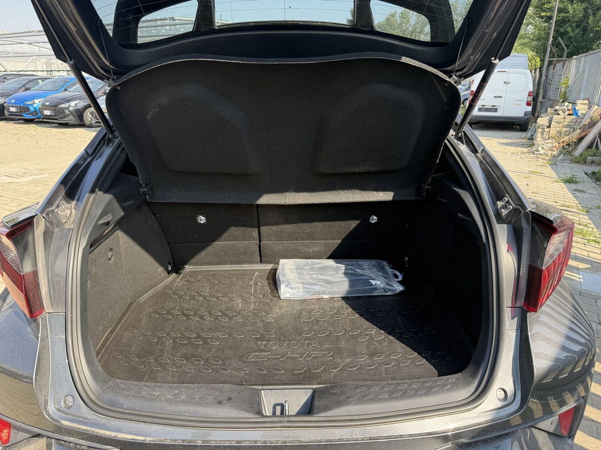 Toyota Toyota C-HR 2.0 Hybrid E-CVT Lounge (7)