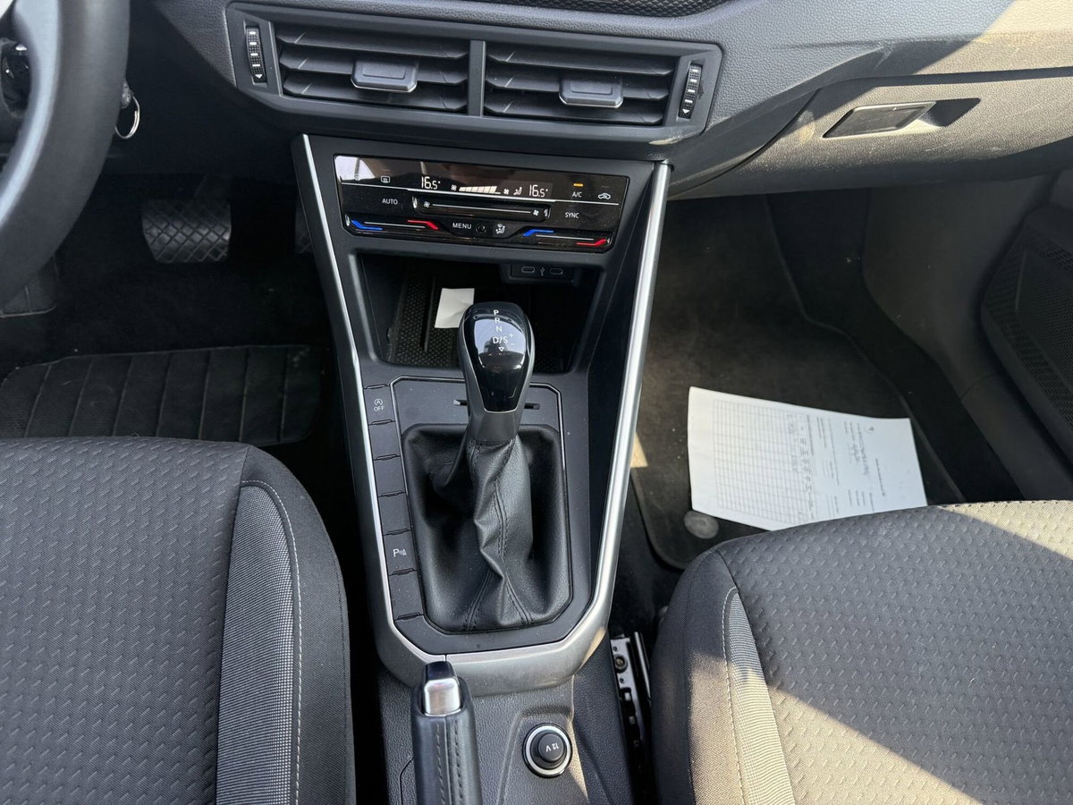 Volkswagen Polo 1.0 tsi Life 95cv dsg (12)